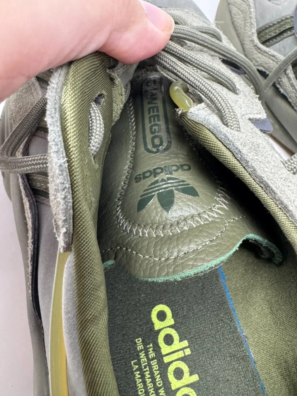 Adidas OZWEEGO Olive Green Suede Sneakers Men's Size 13